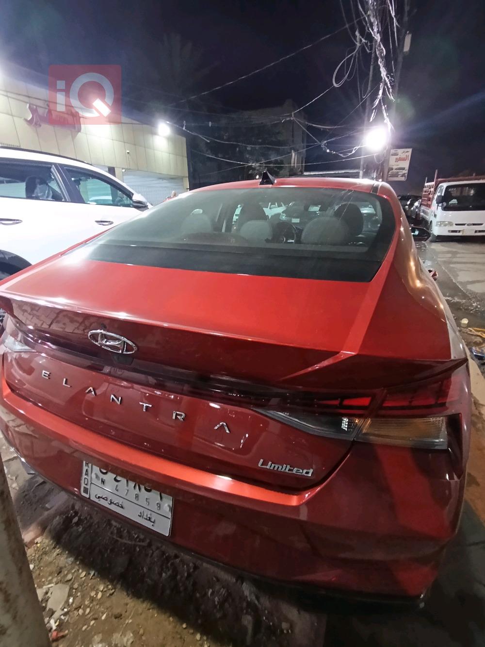 هیوندای ئەلەنترا